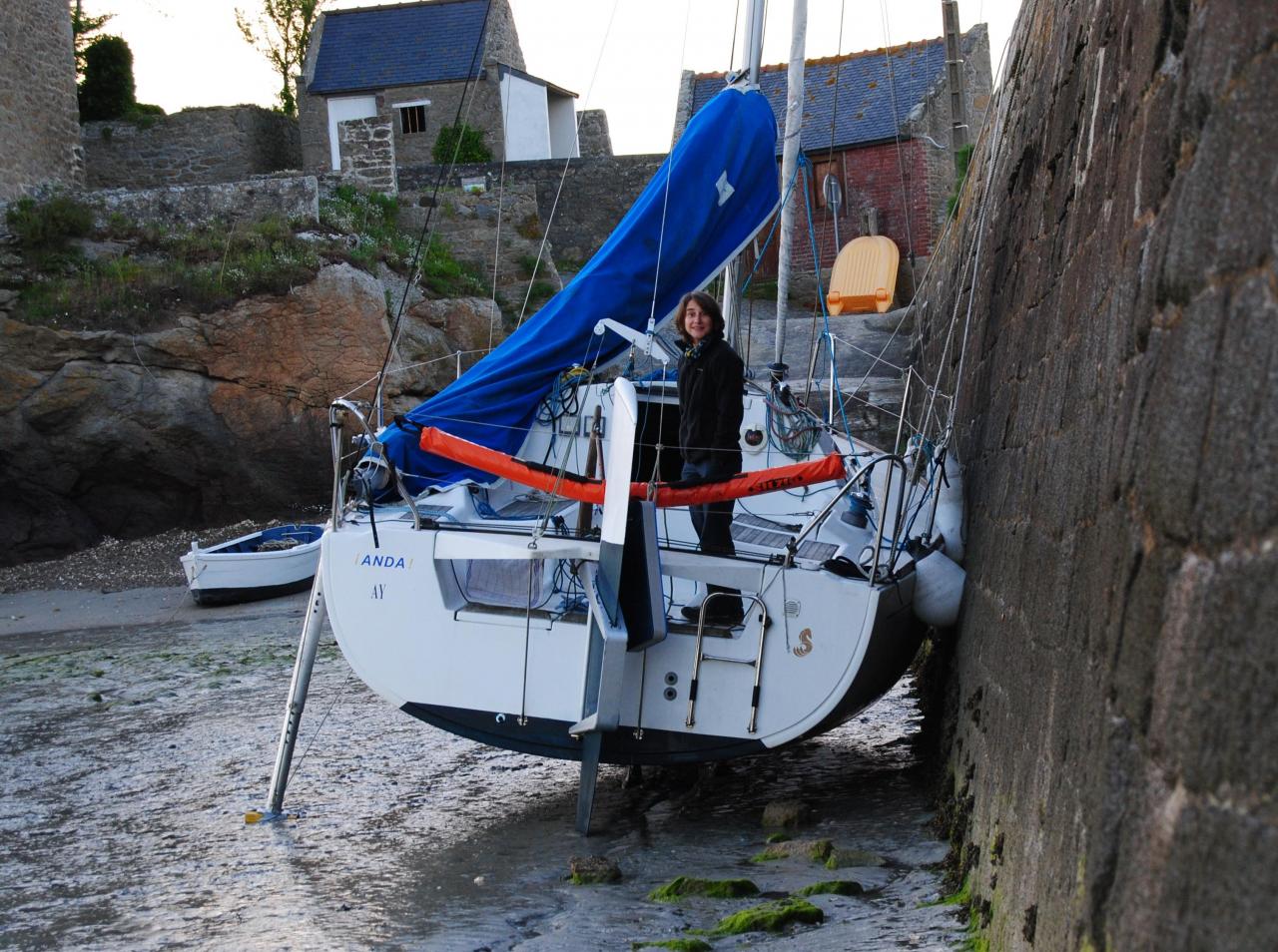 12 Anda à l'échouage au port du Châtelet