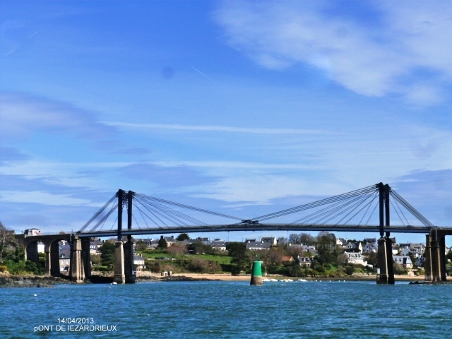 le pont sur le 'Trieux'