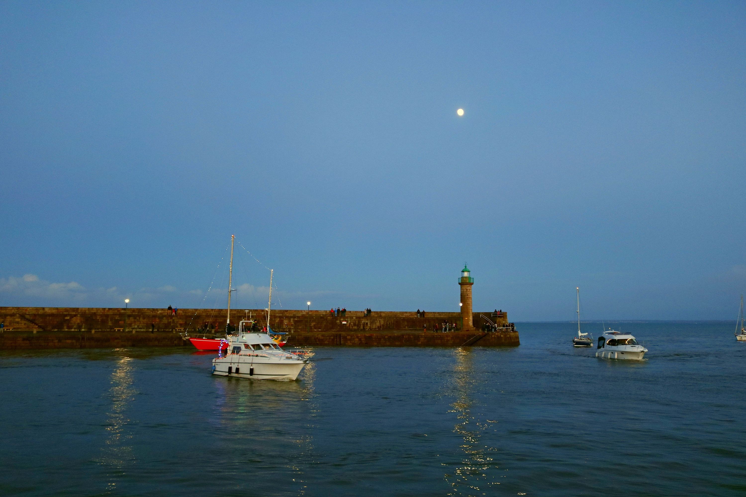 Bateaux Illuminés en rade de Binic